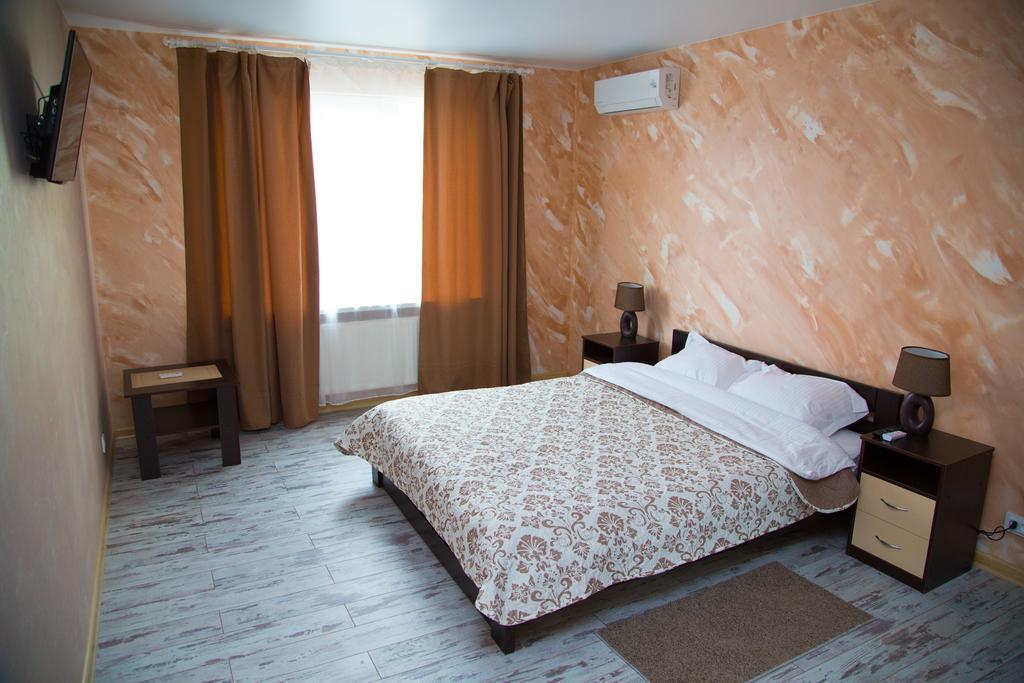Ferienwohnung Flat2Let Boryspilʼ Exterior foto